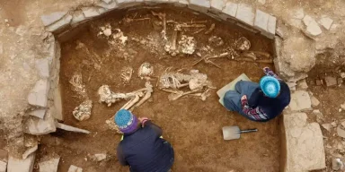 В Шотландии повторно нашли 5000-летнюю гробницу: ее использовали целые поколения