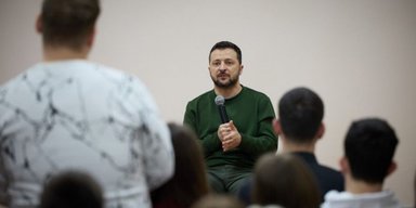 "Это не мобилизация": в Украине готовят спецконтракты с ВСУ для молодежи, — Зеленский