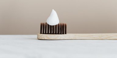 Не только зубы: 10 вещей, которые вы можете отчистить зубной пастой