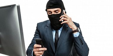 Деньги в опасности. Есть ли управа на цифровых мошенников, и в чьих она руках