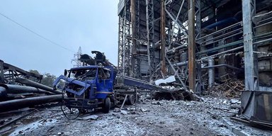 Росія впʼяте атакувала Запоріжсталь: по комбінату випустили ще шість балістичних ракет