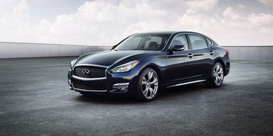 Infiniti Q70. Мощь и элегантность