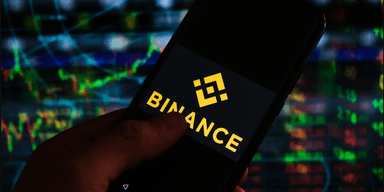Найбільша криптобіржа світу Binance повністю відмовилася від російського рубля