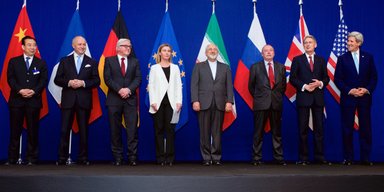 Нефть в обмен на мирный атом. СМИ об отмене санкций против Ирана