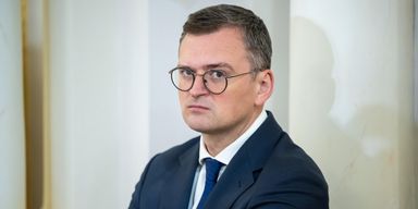 "Раздражал" Ермака, который хотел больше контроля над МИД:  Politico об увольнении Кулебы