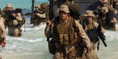 Лякають наркокартелі: США відправляють на Кариби атомний підводний човен, ракетний крейсер і 4 000 морпіхів, — ЗМІ
