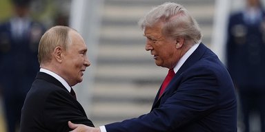 "Він боїться США": Трамп відповів, чи планує захопити Путіна за зразком Мадуро (відео)