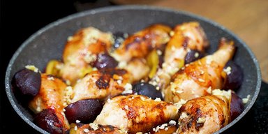 Деликатес из самых доступных продуктов: рецепт вкусного блюда из курицы
