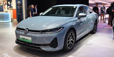 Новый Volkswagen Passat получил электрифицированную версию с запасом хода 1300 км (фото)