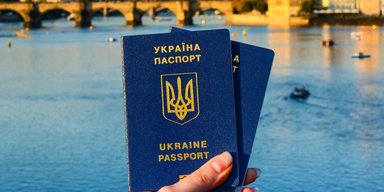 Смогут обращаться в СБУ: зарубежные украинцы будут получать свой статус по-новому