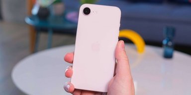 "Це телефон для бабусі": бюджетний iPhone 17e назвали переоціненим (опитування)