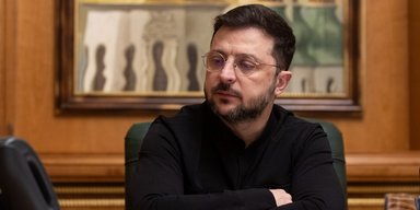 Була важка розмова: Зеленський дві години вів переговори щодо територій України, — Axios