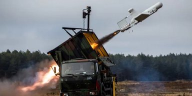 Китай посилено працює над захистом від дронів-камікадзе: яку зброю використовуватиме