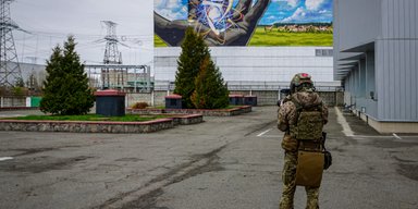 Готували їжу на радіаційних дровах: тисячі військових РФ зазнали опромінення в Чорнобилі