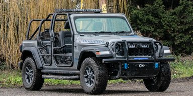 На нем ездил Том Круз: с молотка уйдет знаковое авто из фильма "Миссия невыполнима" (видео)