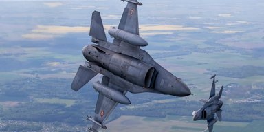 Авіакатастрофа F-16 в Україні: в Пентагоні відмовилися коментували трагедію з винищувачем