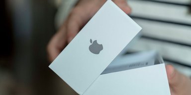 Нелегальний ринок iPhone 16: журналіст показав, як Україна втрачає мільйони доларів
