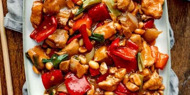 Классика китайской кухни и популярный фастфуд: как приготовить курицу гунбао