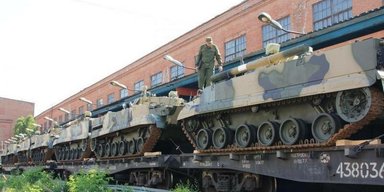 Нові цілі для дронів: росіяни налаштували цивільні виробничі лінії для відновлення БМП (фото)