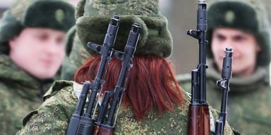 "Кидають на забій": ЗС РФ під Покровськом формують штурмові роти з жінок, — "АТЕШ"