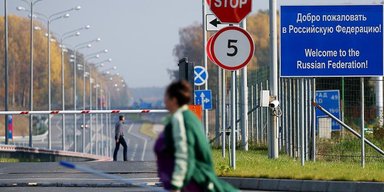 90 дней на сбор вещей: из Латвии планируют депортировать до 4 тысяч россиян
