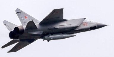 У Києві чули вибухи після пуску "Кинджалів" на Старокостянтинів: деталі ракетної атаки ЗС РФ