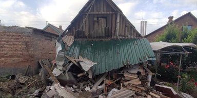 Майже 30 Shahed вночі атакували Україну: є влучання в промисловий об'єкт, деталі (фото)