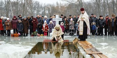 Злой дух, сжигание Дидуха и голодная кутья: главные традиции празднования Крещения 2025