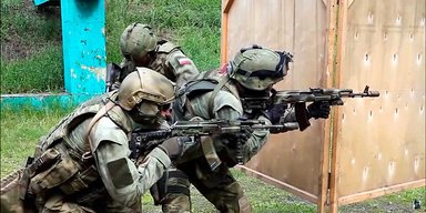 "Ситуація складна": DeepState повідомив про висадку десанту РФ біля Добропілля (карта)