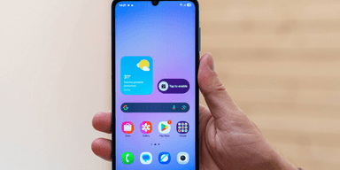Самый дешевый из всех Samsung: чем удивляет смартфон всего за 4000 гривен (фото)