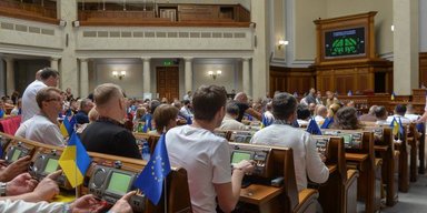 Гладких: "Европейская Солидарность" блокирует достройку ХАЭС из-за собственных бизнес-интересов