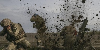 "Перебрасывают с другого направления": в ВСУ оценили наличие резервов ВС РФ в районе Бахмута (видео)