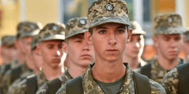 У Зеленського відповіли, чи буде зниження призовного віку в Україні