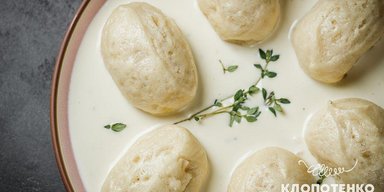 Сырный акцент: рецепт галушек с вкусным соусом