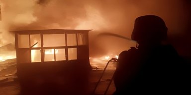 ЗС РФ вдарили по житловому будинку в Херсоні: пожежники витягли з-під завалів кошенят (відео)