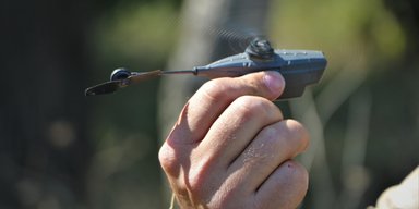 Украина получит крошечные нанодроны Black Hornet от США, — СМИ (фото)