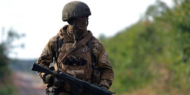 Три загрозливі напрямки: аналітик показав, де ЗС РФ намагаються прорвати фронт (відео)
