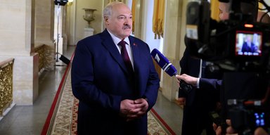 "Нам не за что": у Лукашенко отрицают, что он извинялся перед Зеленским