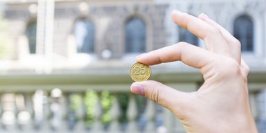 "Дорогі" 25 копійок: як продати одну монету за 7000 гривень