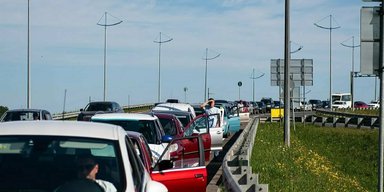 Погана ідея: у РФ почали масово шукати, як зробити бензин вдома