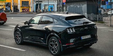 У Києві помітили найпотужніший і найшвидший електромобіль Ford (фото)