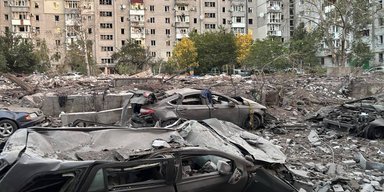 Росія завдала ракетного удару по Кременчуку: у місті — масштабні руйнування (фото, відео)