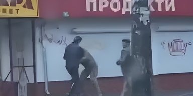 Побив і втік: чоловік напав на співробітника ТЦК у Житомирі (відео)