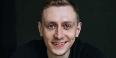 Дмитрий Олейник, сыгравший главную роль в фильме "Дом "Слово", признался, свободно ли его сердце
