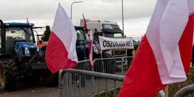 География расширяется: польские аграрии заблокировали границу со Словакией