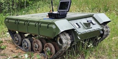 В РФ представили "умного" робота "Импульс-М" с ПТРК: чем он опасен для ВСУ (фото)