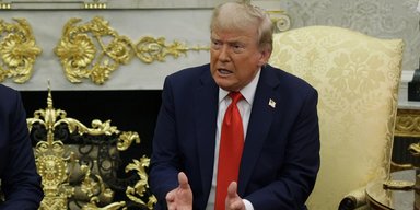 Трамп смотрел военный парад в Пекине и обиделся, что заслуги США не упомянули (видео)