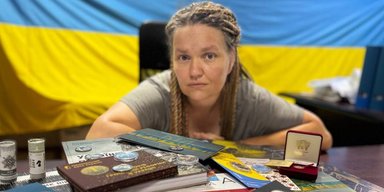 "Посмотрю за вашим ребенком": пост волонтера о сборе на импланты для раненых бойцов растрогал сети