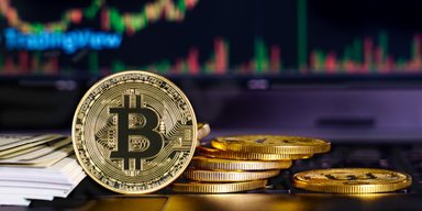 Вартість Біткоїну може досягти рекорду до кінця 2024 року, прогнозують експерти Euronews