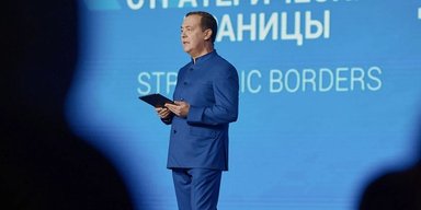 Россия сядет за стол переговоров только с новым руководством Украины, — Медведев